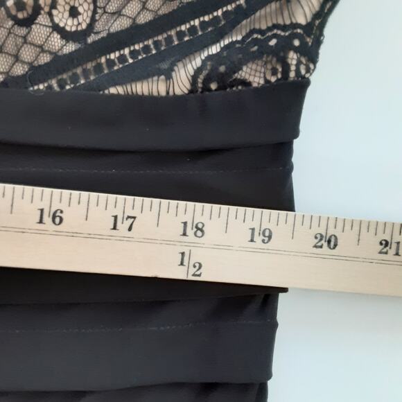 Adrianna Papell Black Lace Cocktail Dress Tiered Mini Dress Womens 16 Wedding - Picture 9 of 9